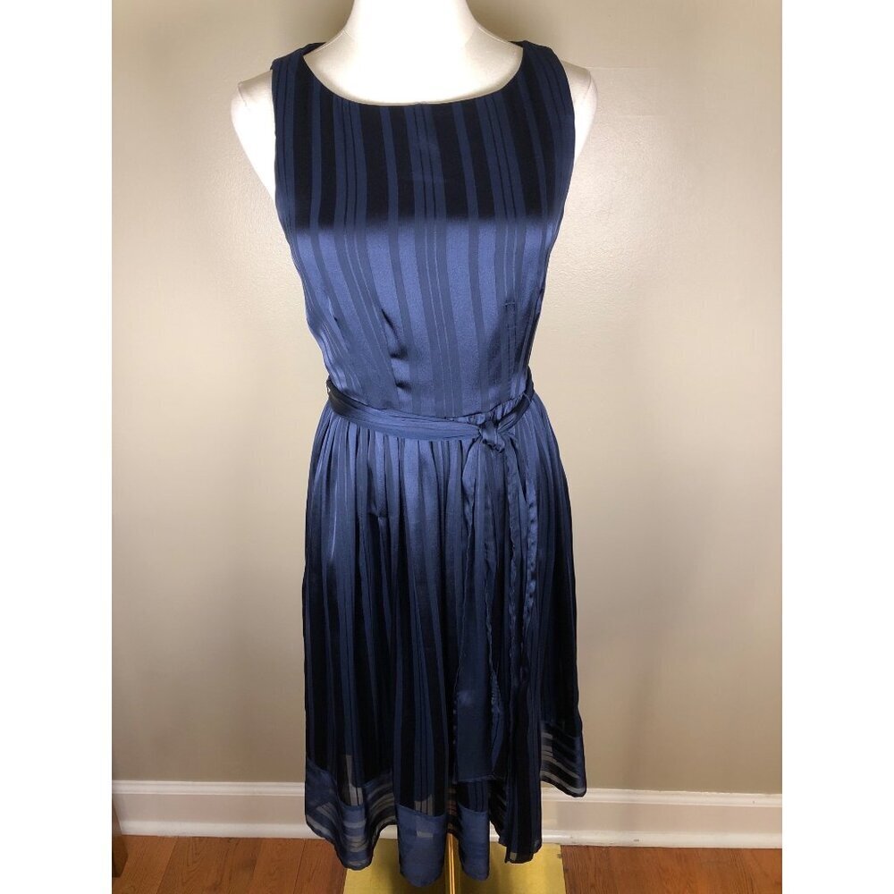 Luxe by Carmen Marc Valvo Sleeveless Fit & Flare Tie Waist Navy Dress Size 4